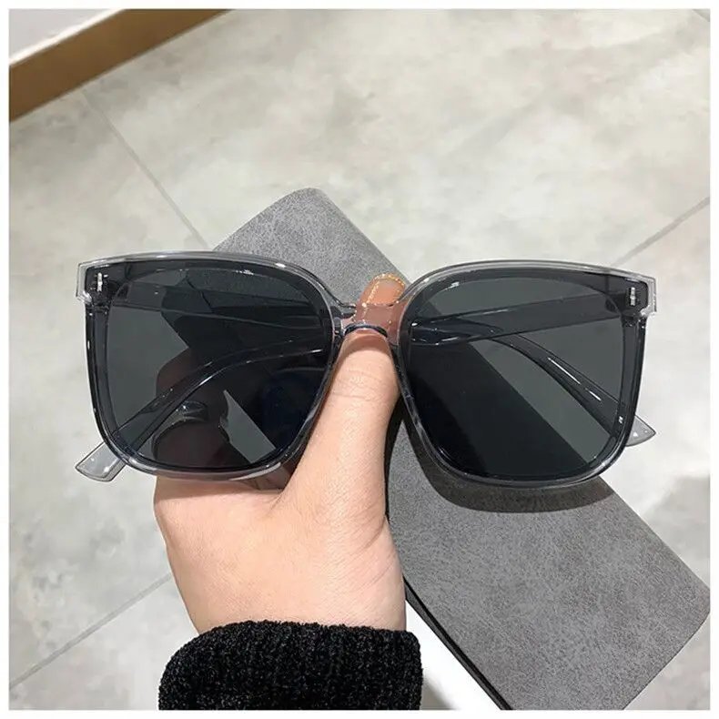 The Square Sunglasses Women Designer Luxury Cat Eye Sun Glasses Female Classic Vintage Eyewear UV400 Outdoor Holiday Glasse