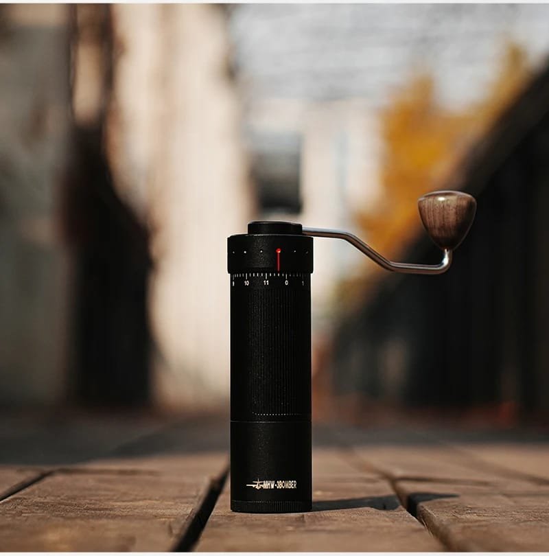 R3 Manual Coffee Grinder: Precision Grinding for Espresso