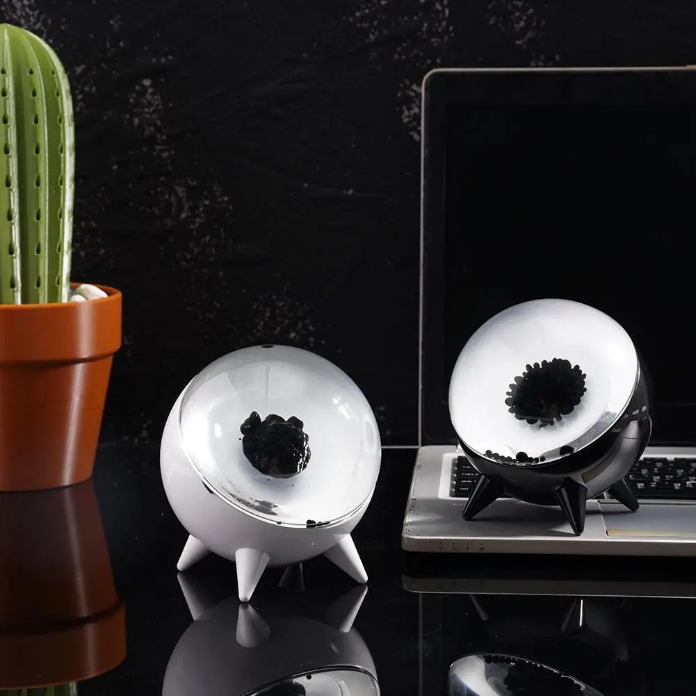 Magnetic Liquid Desktop Lamp: A Visual and Audio Extravaganza