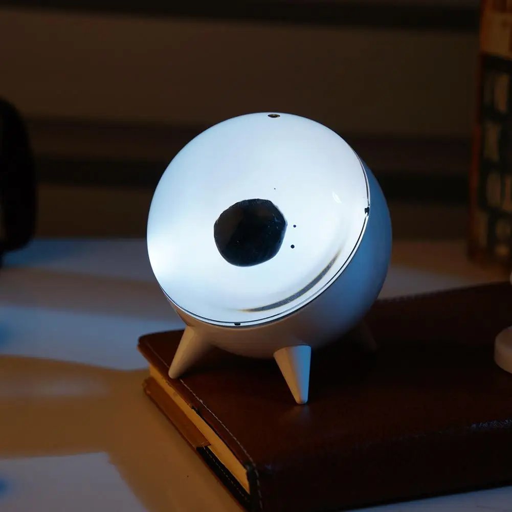 Magnetic Liquid Desktop Lamp: A Visual and Audio Extravaganza