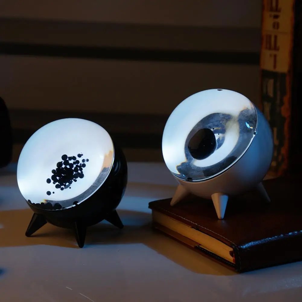 Magnetic Liquid Desktop Lamp: A Visual and Audio Extravaganza
